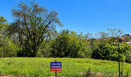 Lote a venda fundo para área verde